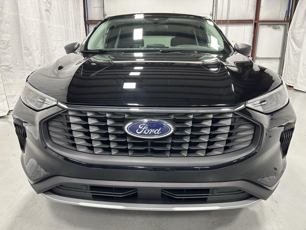 used 2025 Ford Escape car, priced at $21,995