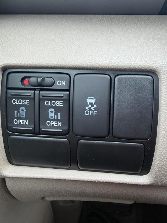 used 2014 Honda Odyssey car, priced at $11,495