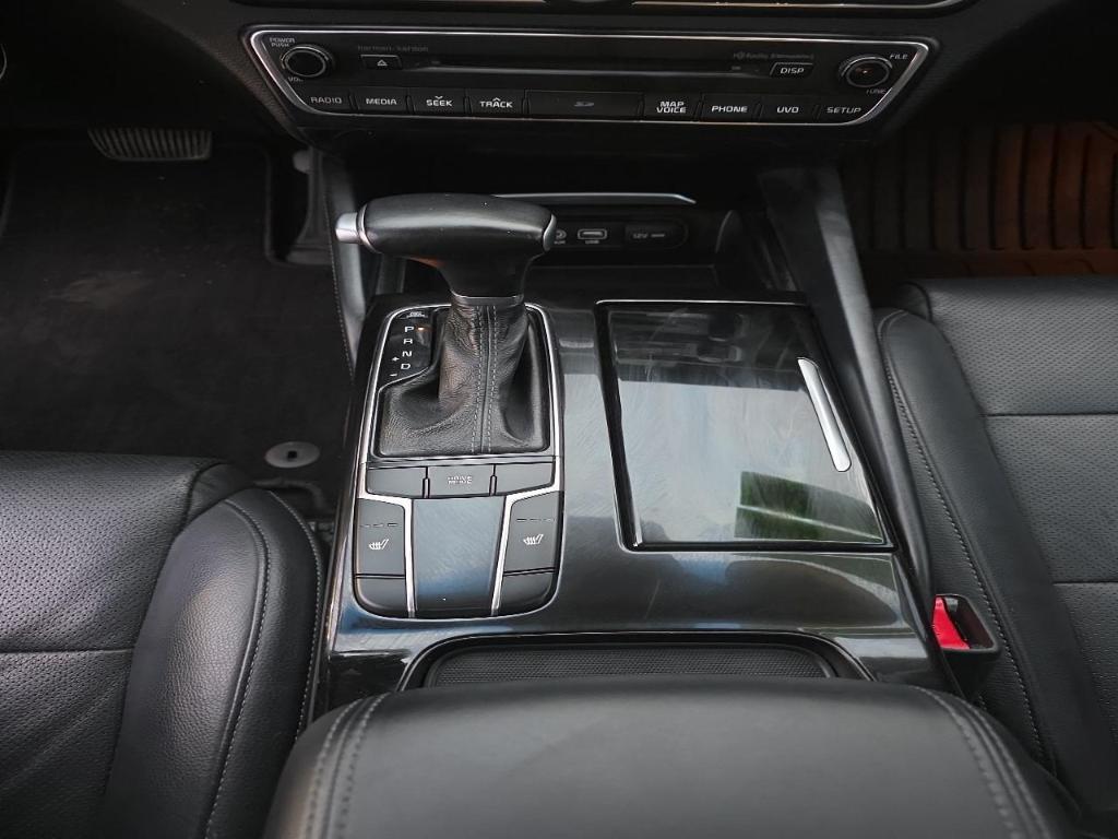 used 2017 Kia Cadenza car, priced at $14,195