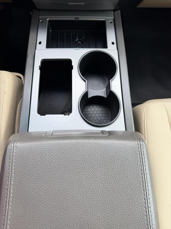 used 2015 Ford Expedition car, priced at $13,495