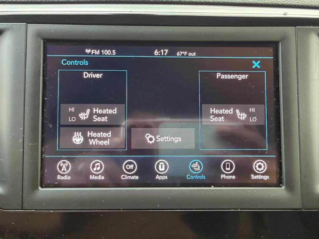 used 2020 Chrysler Pacifica car, priced at $14,850