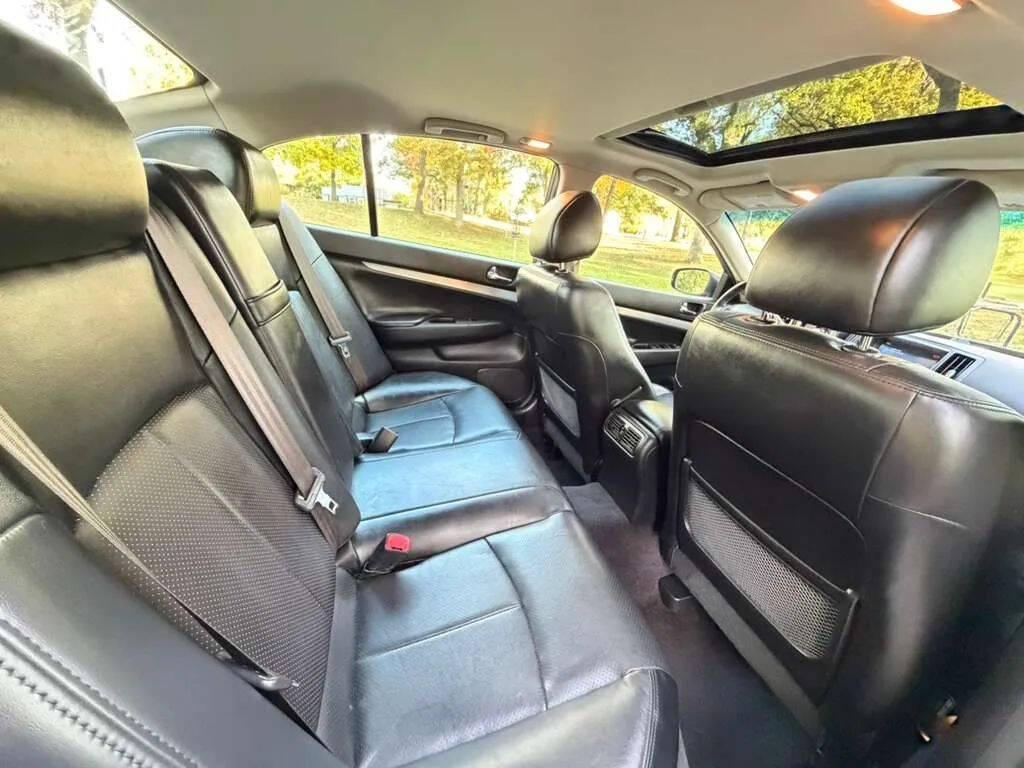 used 2015 INFINITI Q40 car, priced at $12,385