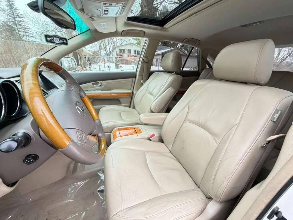 used 2006 Lexus RX 330 car, priced at $7,920