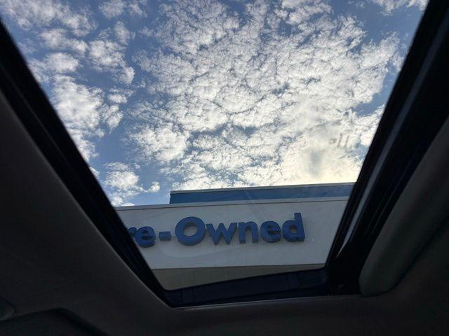 used 2021 Honda Pilot car, priced at $26,571