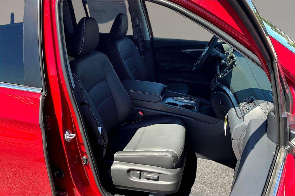 new 2026 Honda Ridgeline car, priced at $43,954