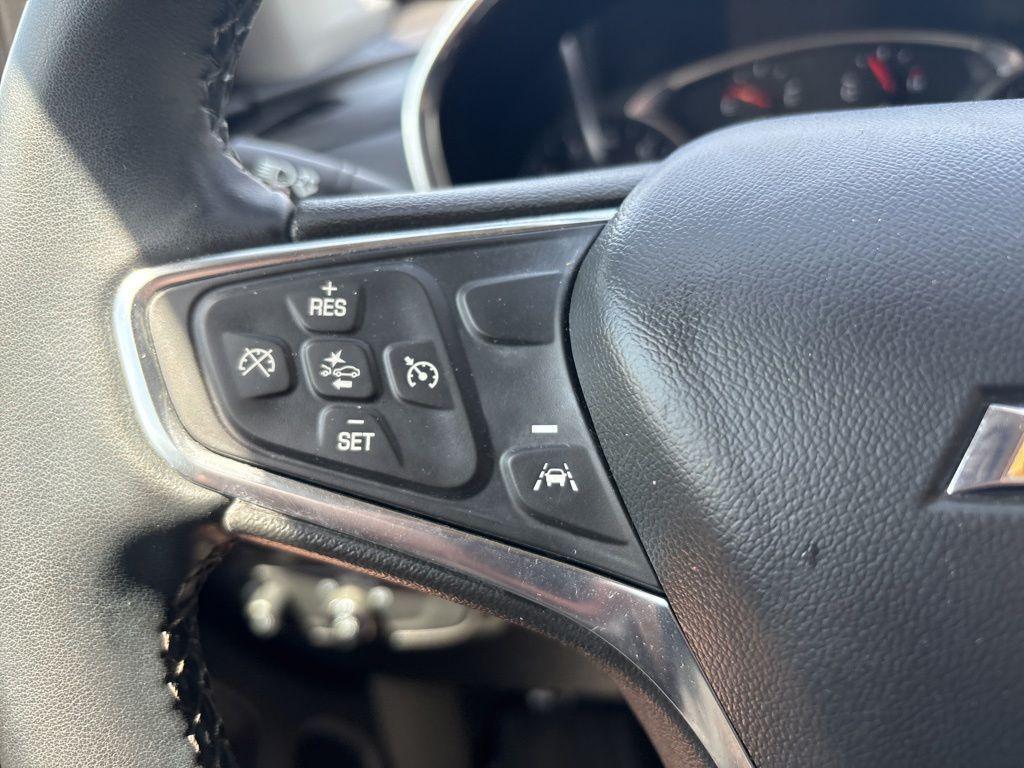 used 2024 Chevrolet Equinox car, priced at $23,120