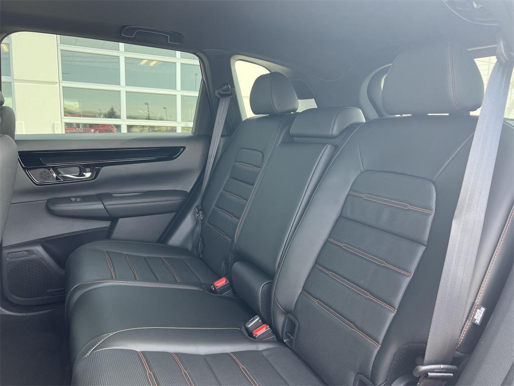 new 2026 Honda CR-V Hybrid car, priced at $44,155