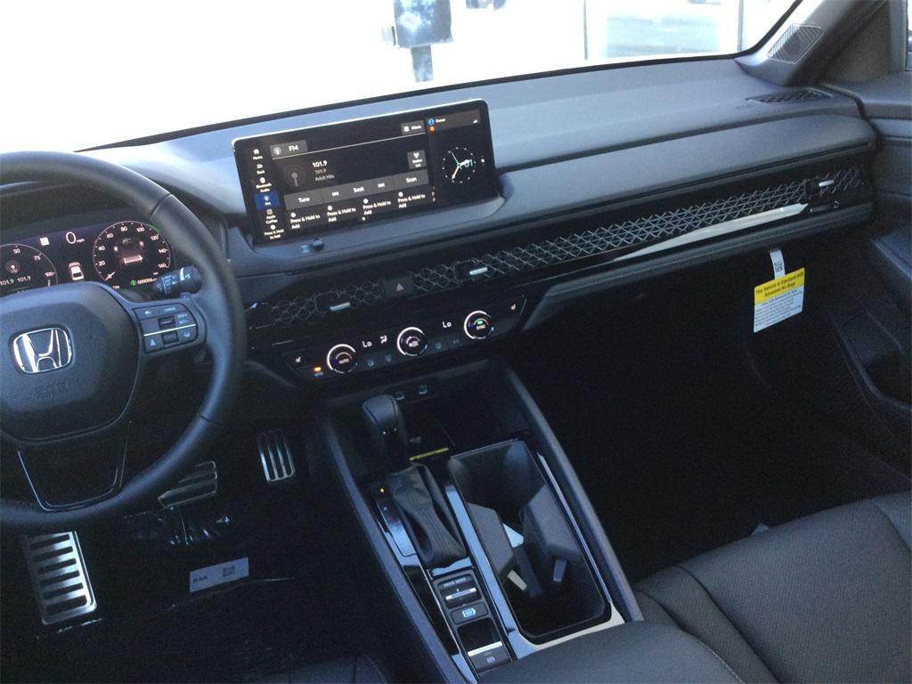 new 2025 Honda Accord Hybrid car, priced at $35,340