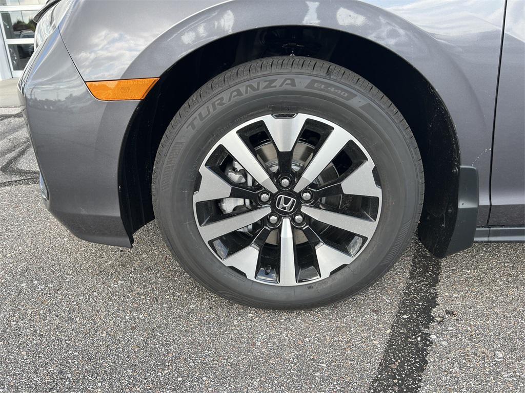 new 2026 Honda Odyssey car, priced at $45,320