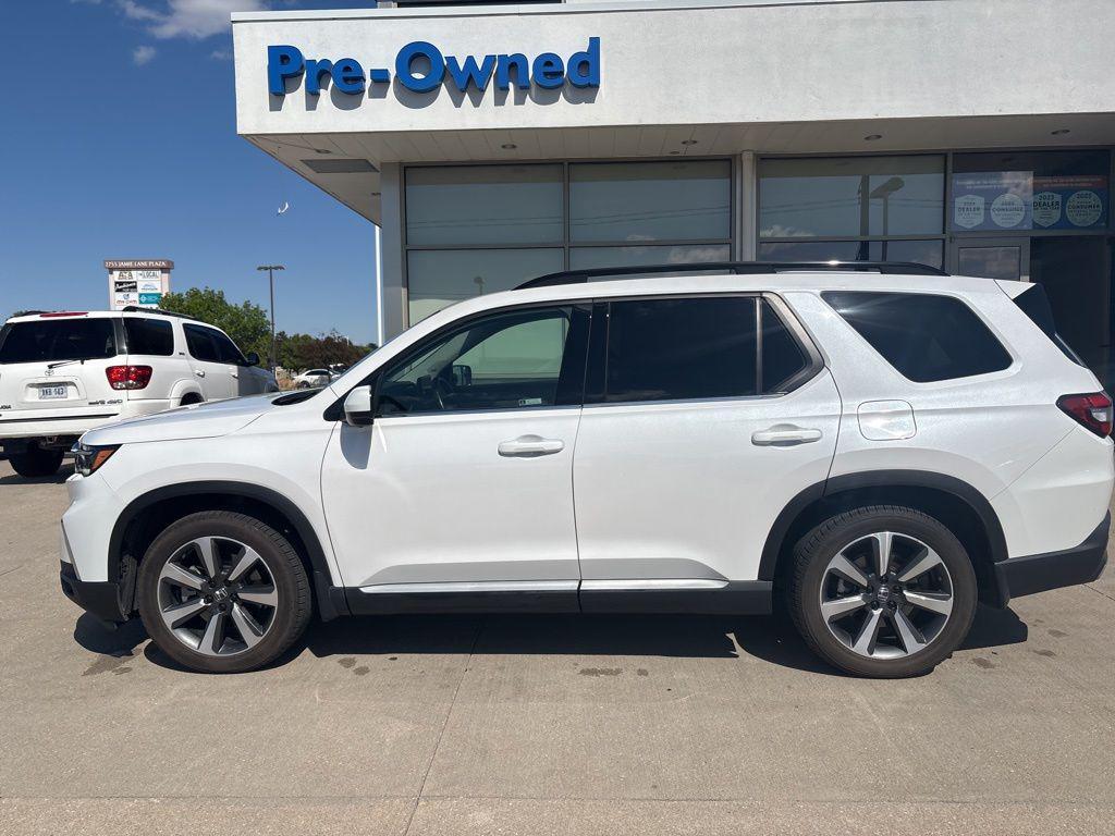 used 2023 Honda Pilot car, priced at $42,491