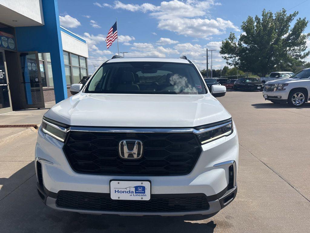 used 2023 Honda Pilot car, priced at $42,491