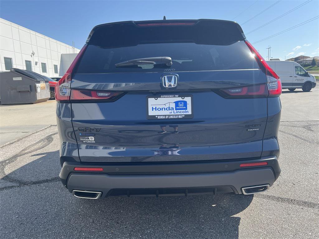 new 2026 Honda CR-V Hybrid car, priced at $44,000
