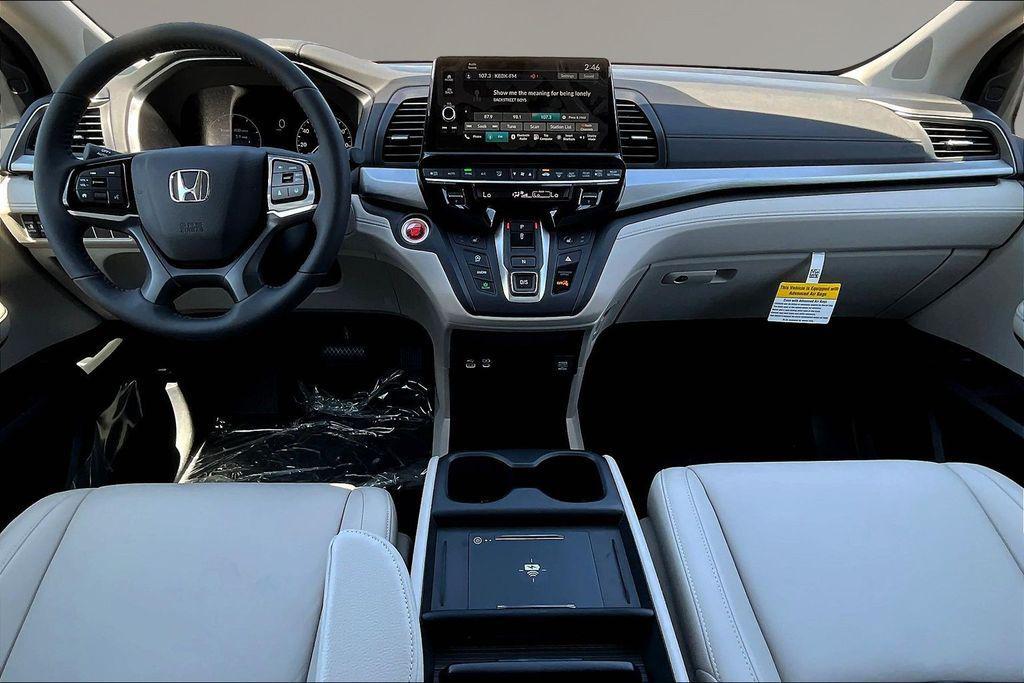 new 2026 Honda Odyssey car, priced at $45,110