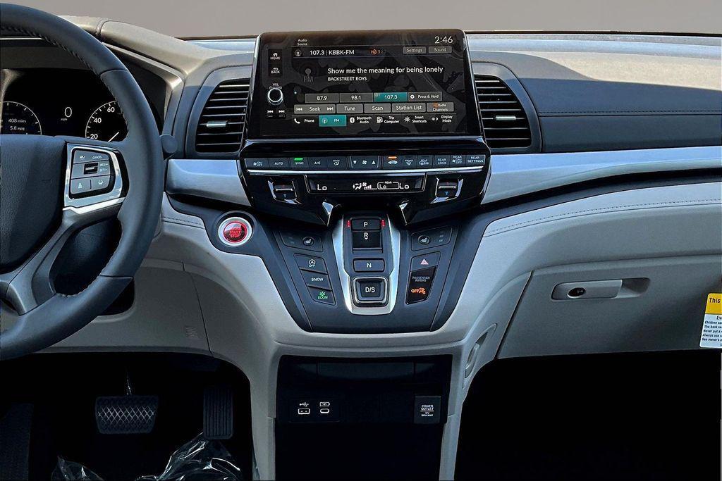 new 2026 Honda Odyssey car, priced at $45,110