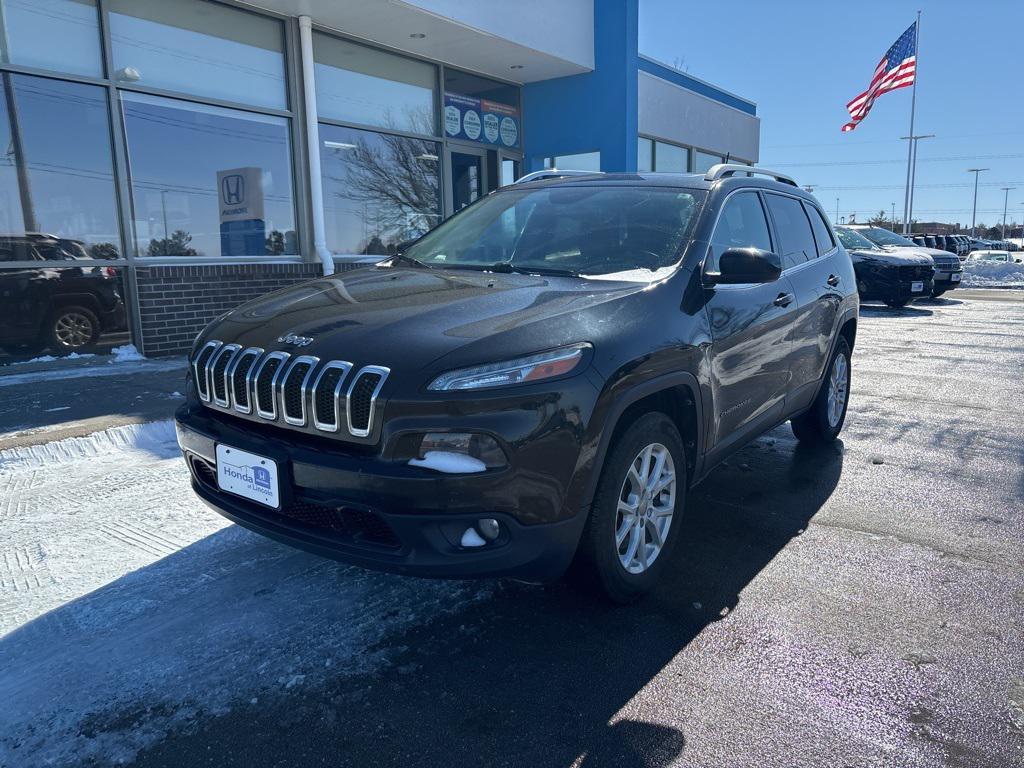 used 2016 Jeep Cherokee car, priced at $11,300