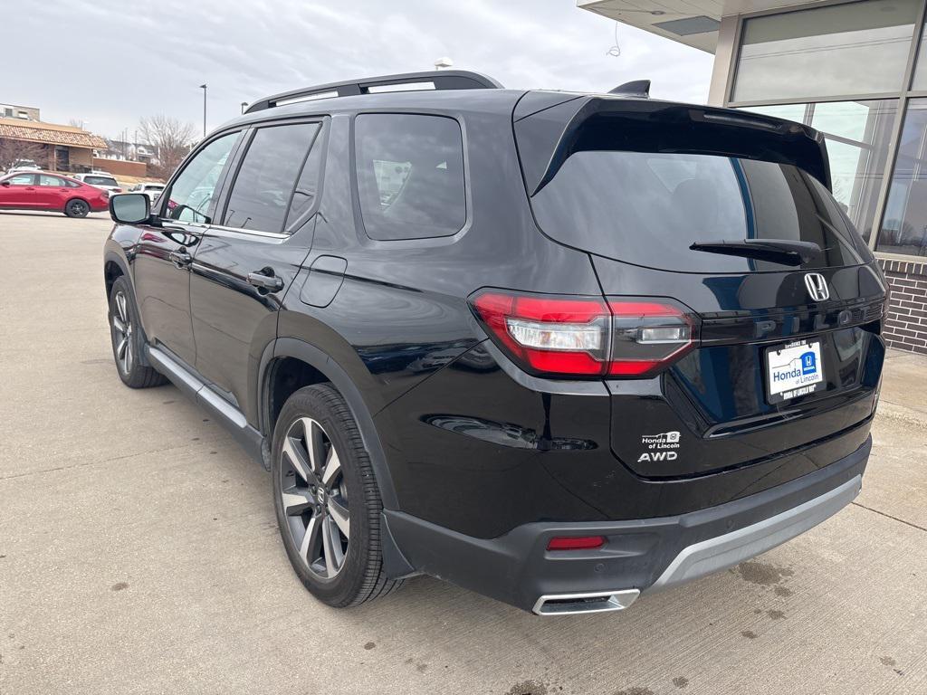 used 2023 Honda Pilot car, priced at $42,591