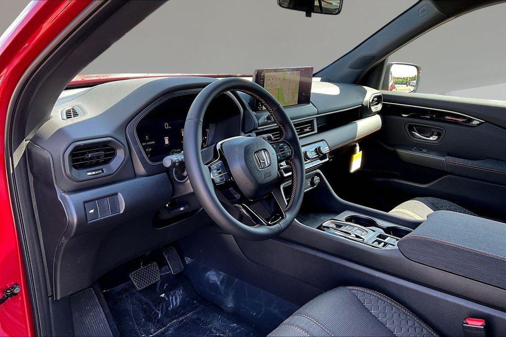 new 2026 Honda Pilot car, priced at $46,245