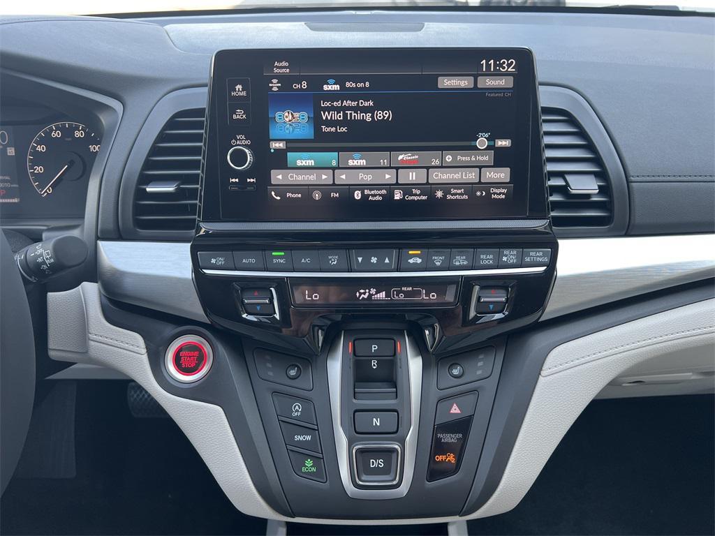 new 2026 Honda Odyssey car, priced at $44,290