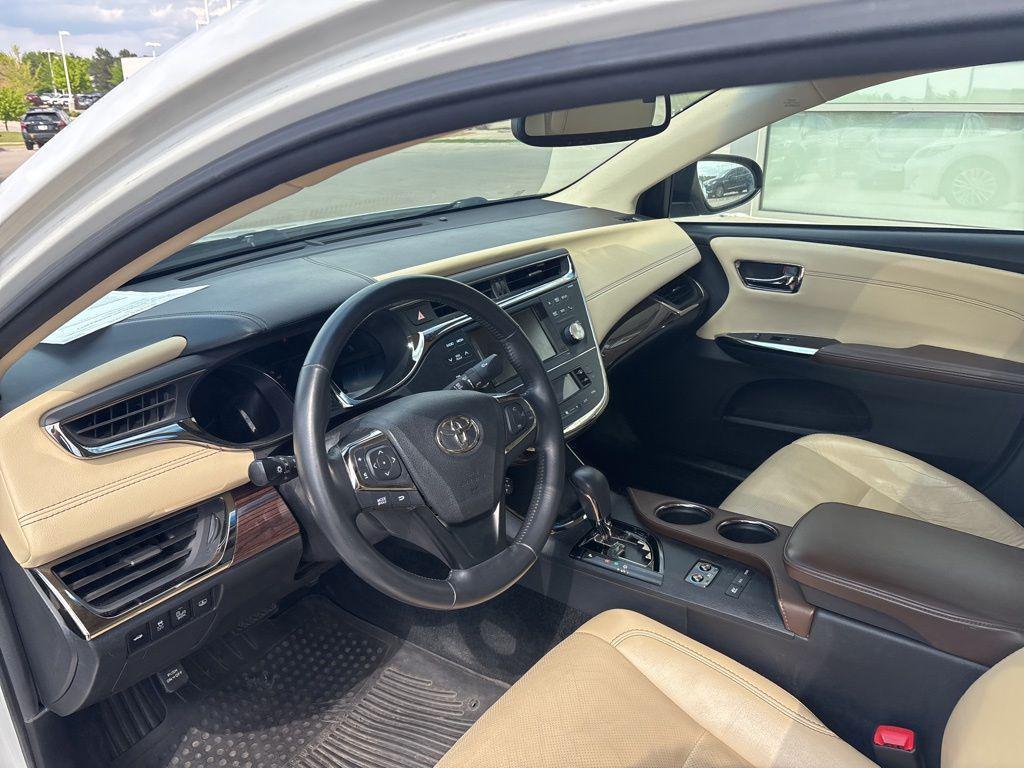 used 2013 Toyota Avalon Hybrid car, priced at $13,400