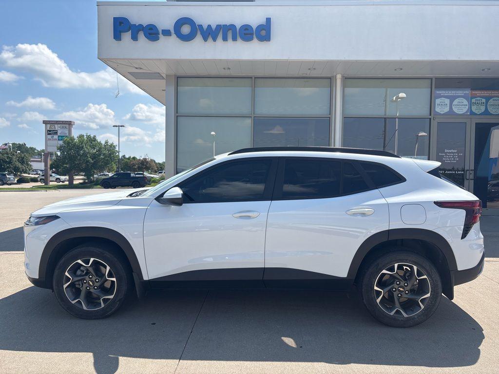 used 2024 Chevrolet Trax car, priced at $22,220