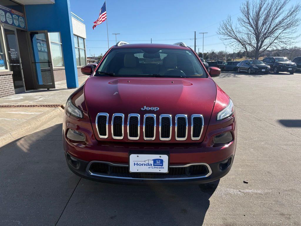 used 2015 Jeep Cherokee car, priced at $11,900