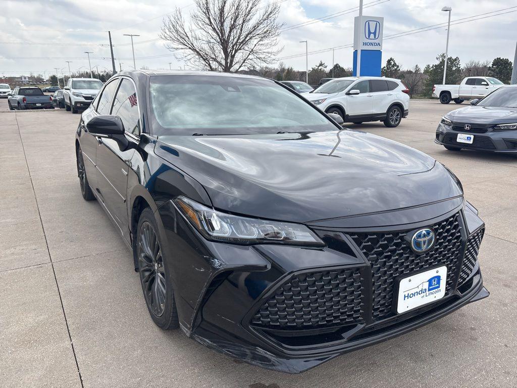 used 2019 Toyota Avalon Hybrid car, priced at $22,500
