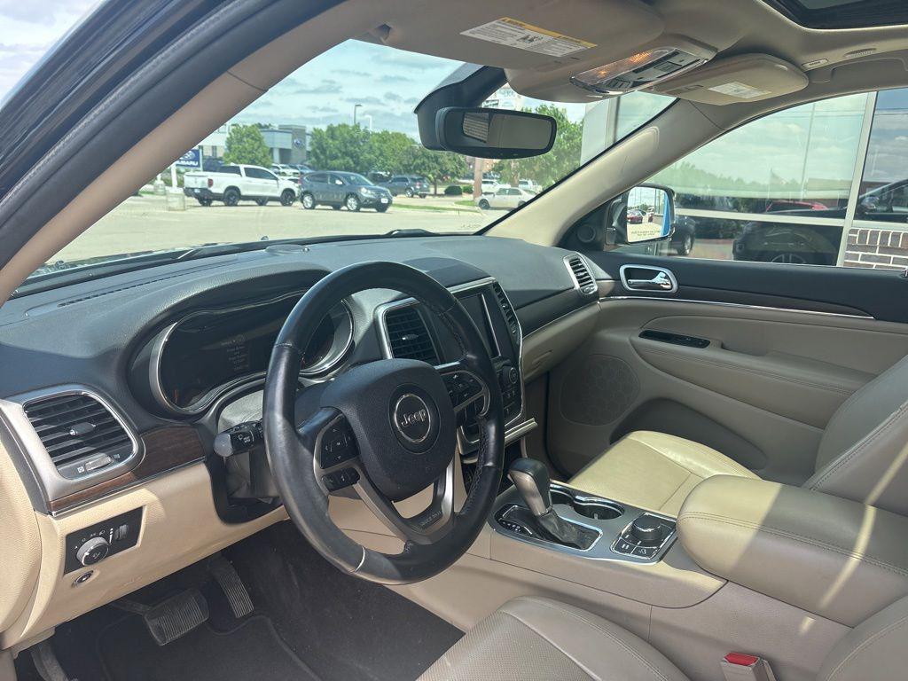 used 2018 Jeep Grand Cherokee car, priced at $15,249