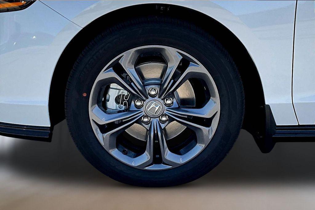 new 2026 Honda Accord Hybrid car, priced at $36,994