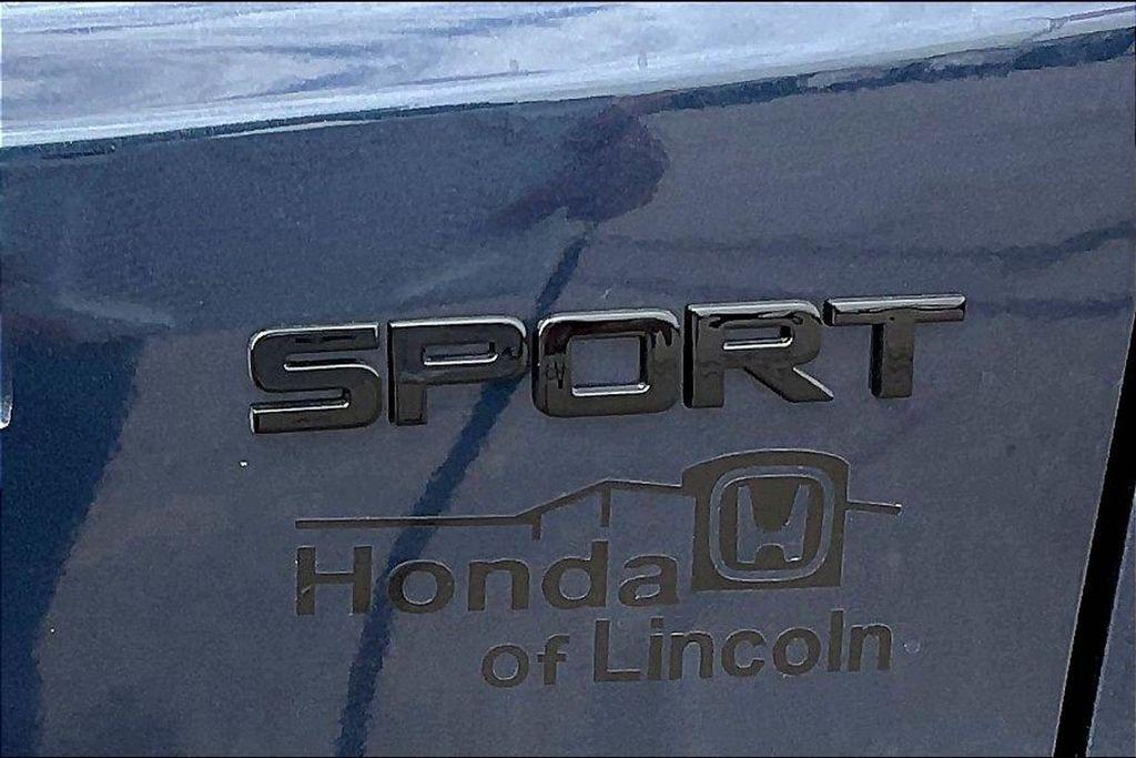 new 2026 Honda CR-V Hybrid car, priced at $41,675