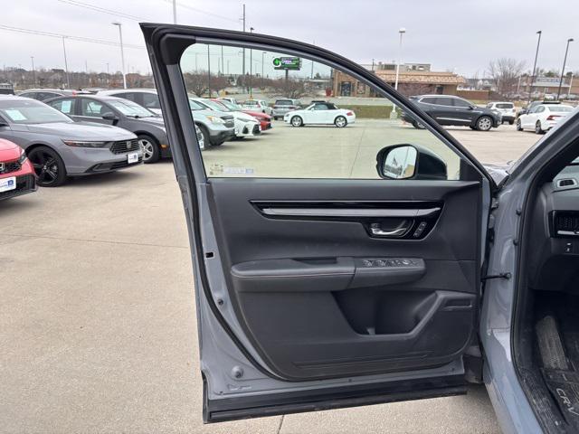 used 2024 Honda CR-V Hybrid car, priced at $37,351