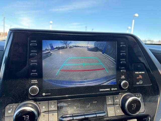 used 2020 Toyota Highlander car, priced at $24,300