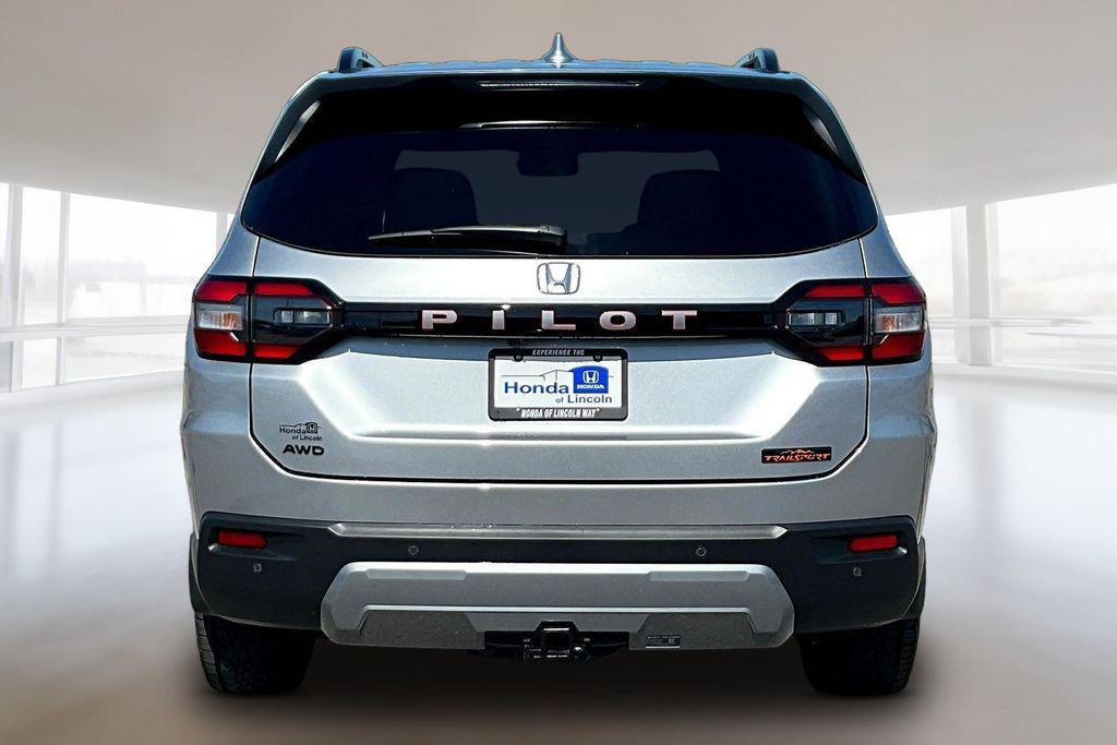 new 2026 Honda Pilot car, priced at $52,339