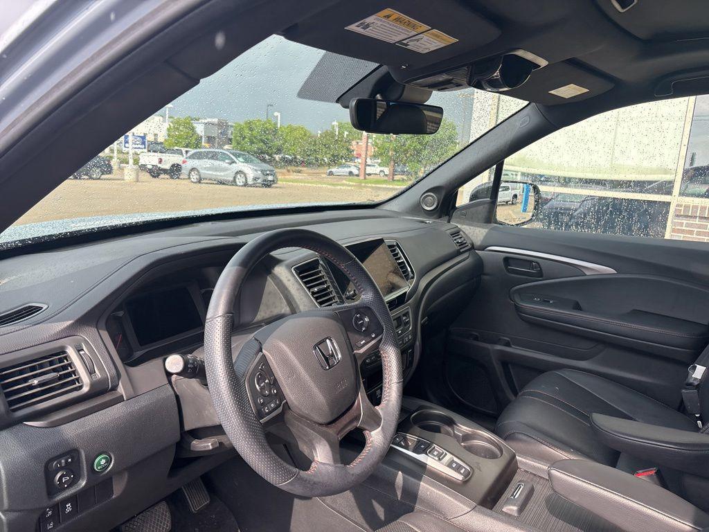 used 2022 Honda Pilot car, priced at $32,240