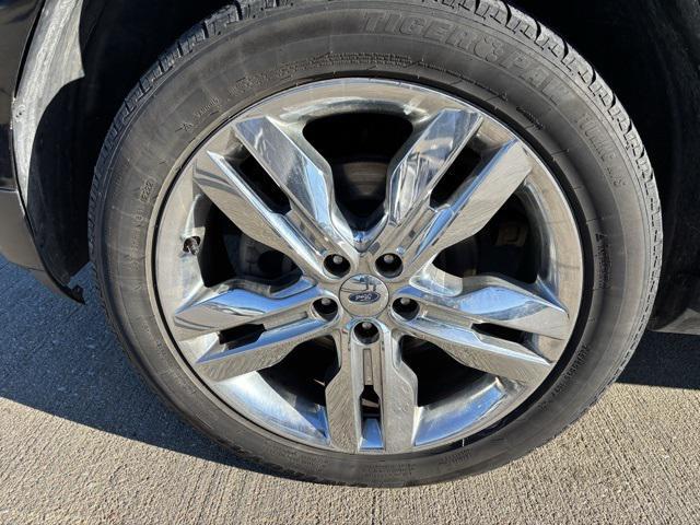used 2013 Ford Edge car, priced at $9,300
