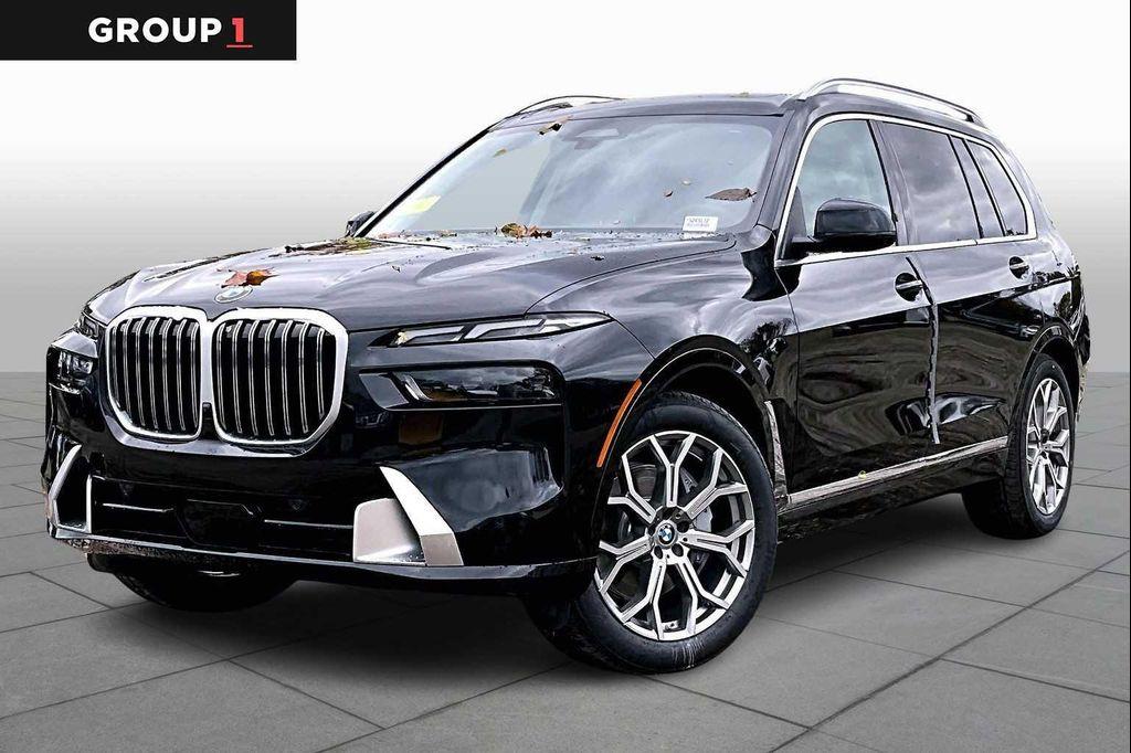 new 2026 BMW X7 car, priced at $93,625