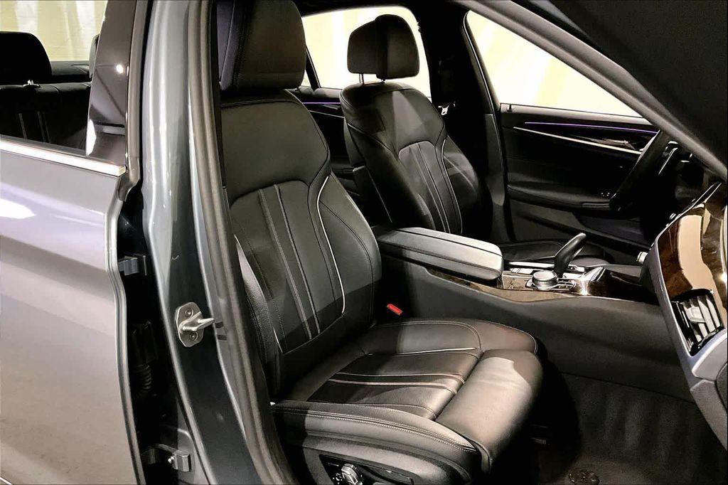 used 2019 BMW 540 car, priced at $25,487