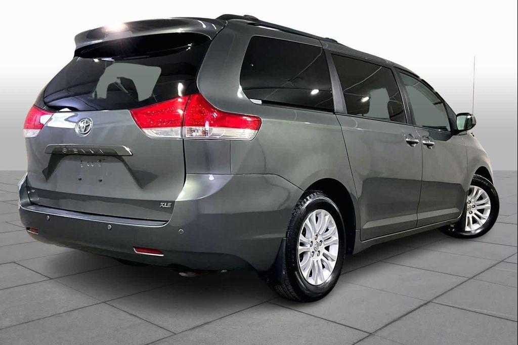 used 2014 Toyota Sienna car, priced at $13,287