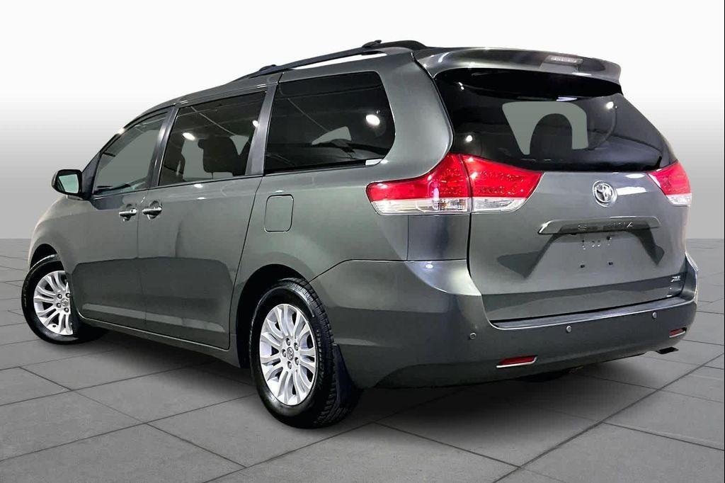 used 2014 Toyota Sienna car, priced at $13,287