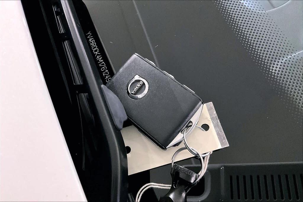 used 2021 Volvo XC90 Recharge Plug-In Hybrid car, priced at $31,487