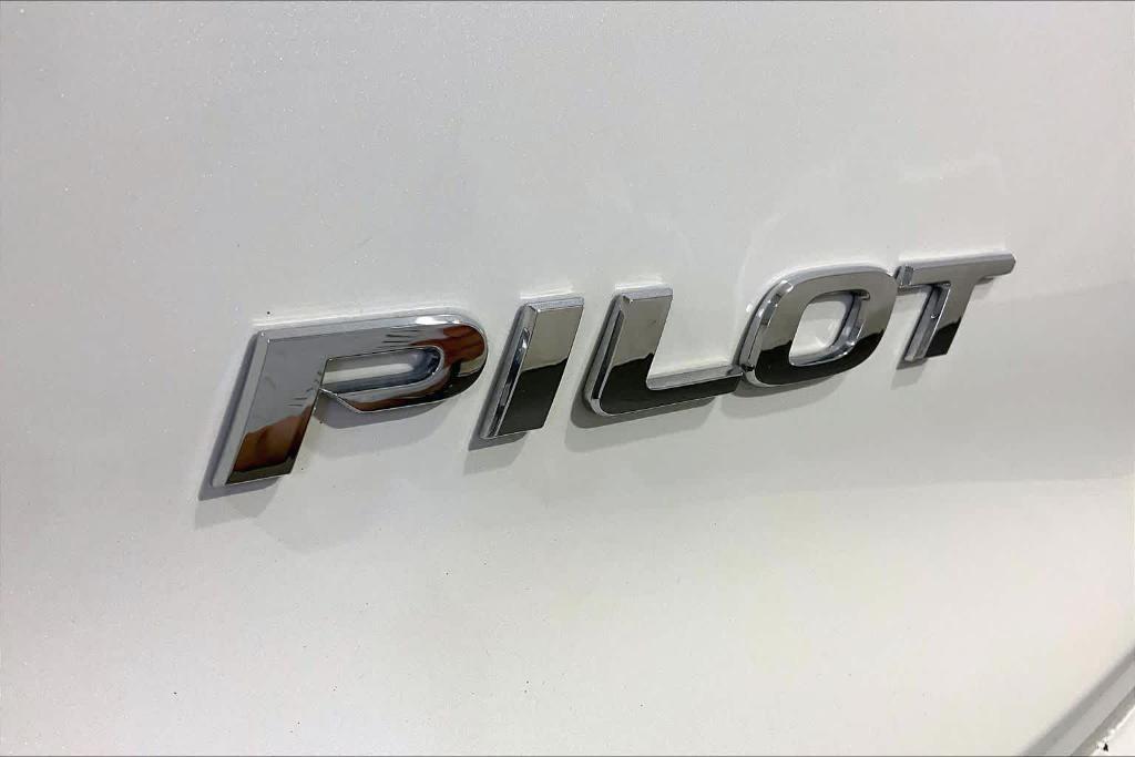 used 2017 Honda Pilot car, priced at $22,487