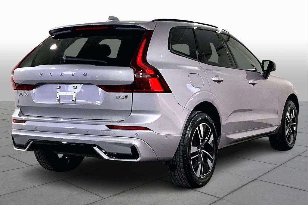 used 2026 Volvo XC60 car, priced at $48,987
