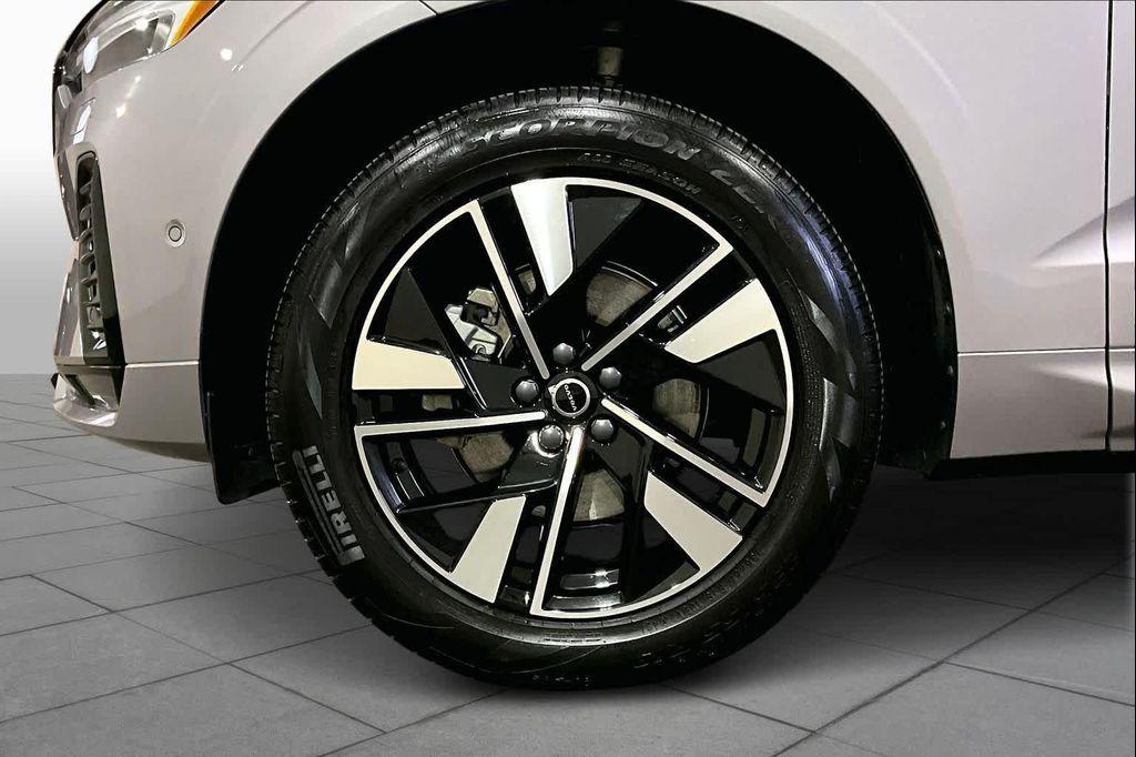 used 2026 Volvo XC60 car, priced at $48,987