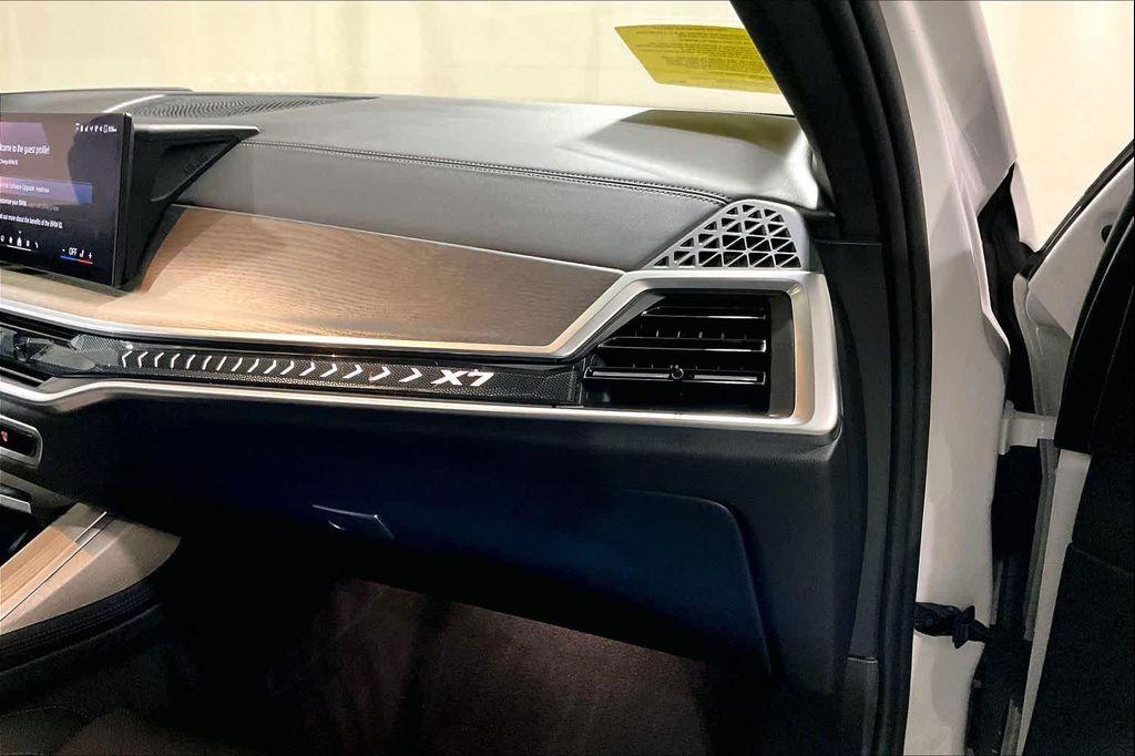 used 2025 BMW X7 car, priced at $80,987