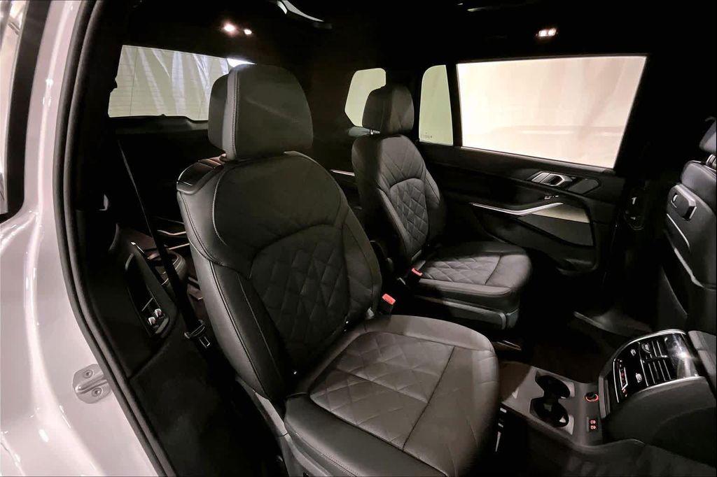 used 2025 BMW X7 car, priced at $80,987