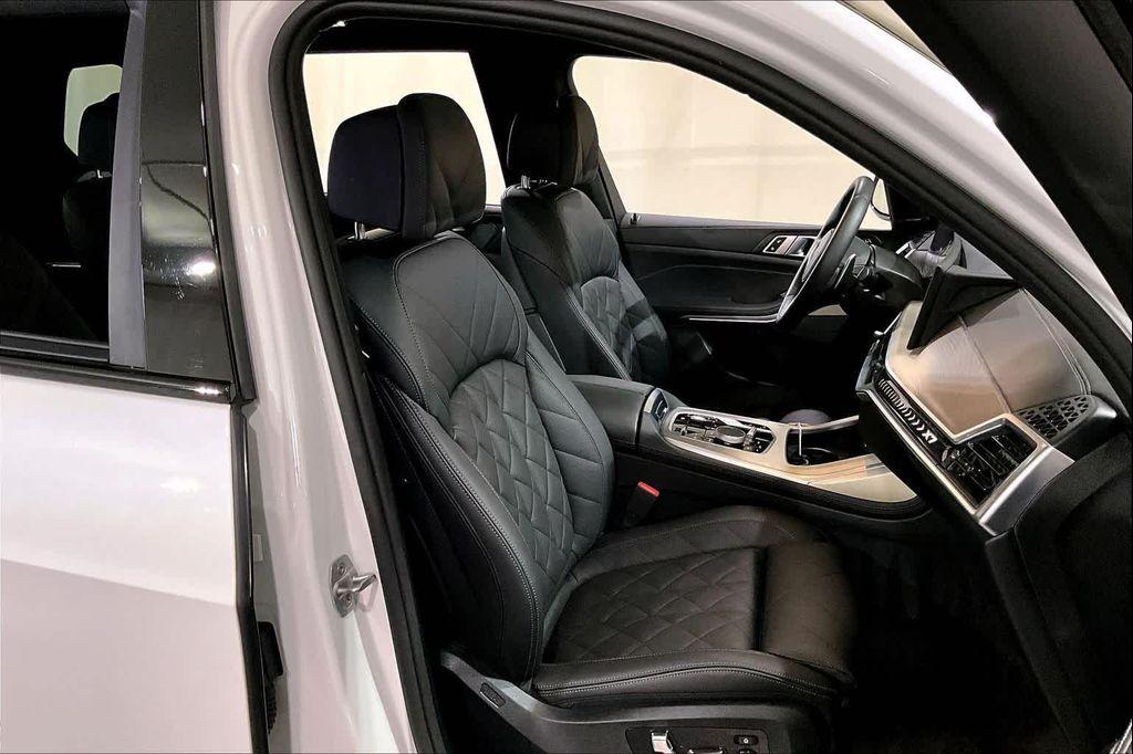 used 2025 BMW X7 car, priced at $80,987