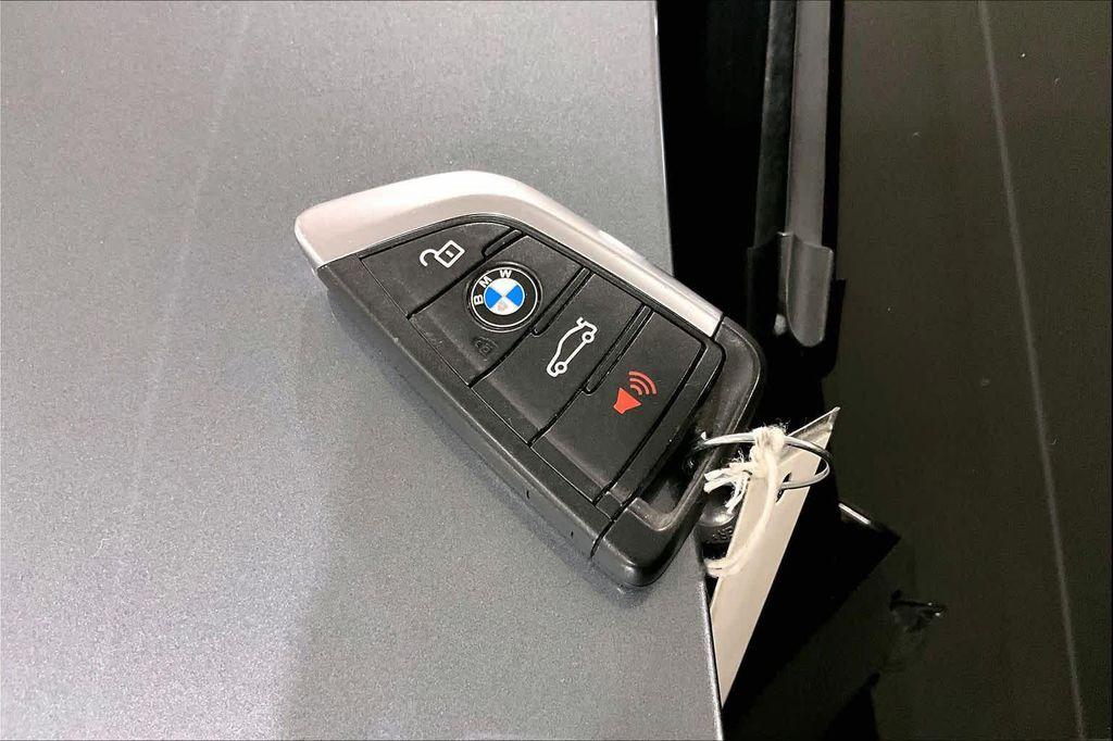 used 2022 BMW 540 car, priced at $38,987