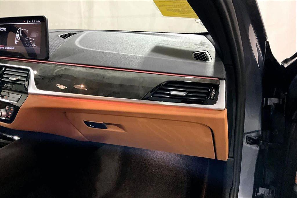 used 2022 BMW 540 car, priced at $38,987