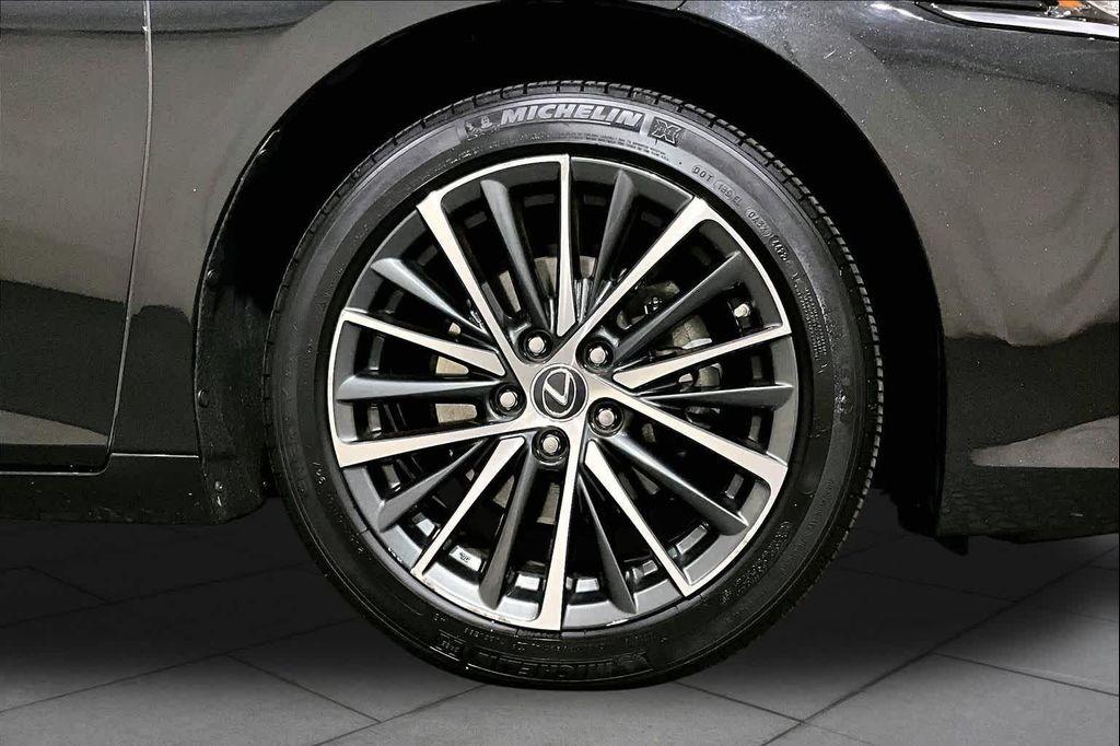 used 2023 Lexus ES 350 car, priced at $39,282
