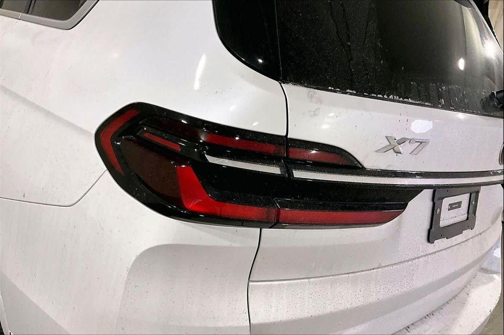 new 2026 BMW X7 car, priced at $93,900