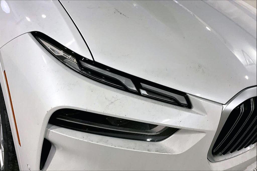new 2026 BMW X7 car, priced at $93,900